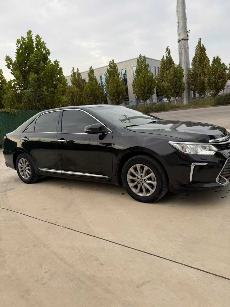 东营16年丰田凯美瑞2
