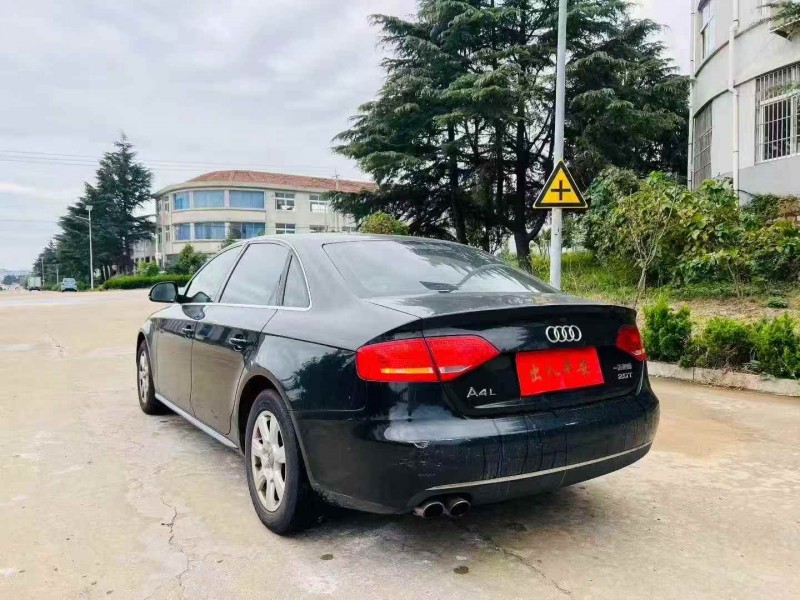 青岛11年奥迪A4L9