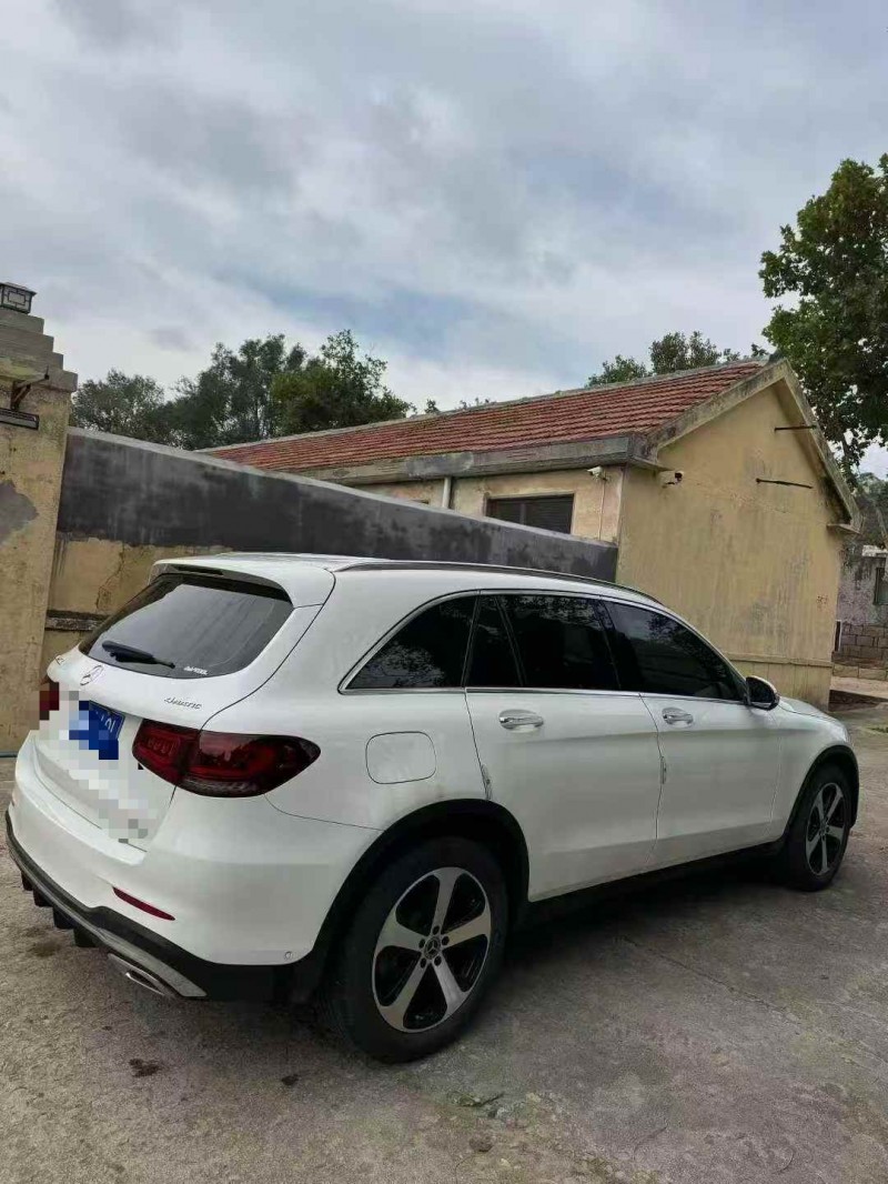 东营22年奔驰GLC7
