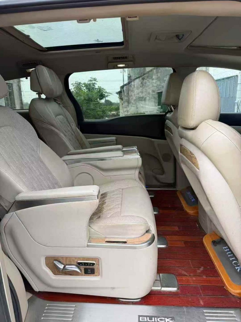 徐州16年别克GL87