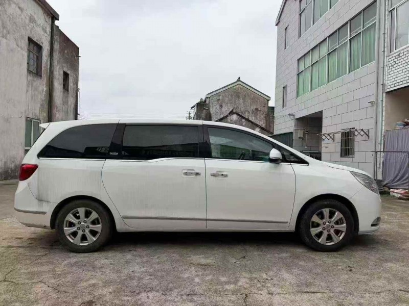 徐州16年别克GL88