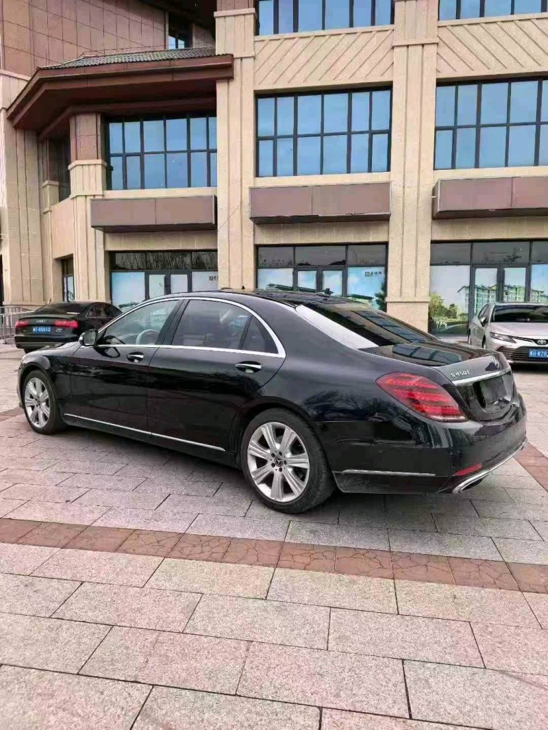 保定18年奔驰S8