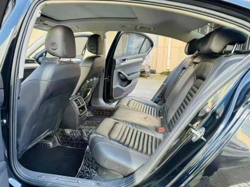 青岛17年大众迈腾6