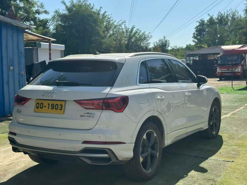 青岛23年奥迪Q38