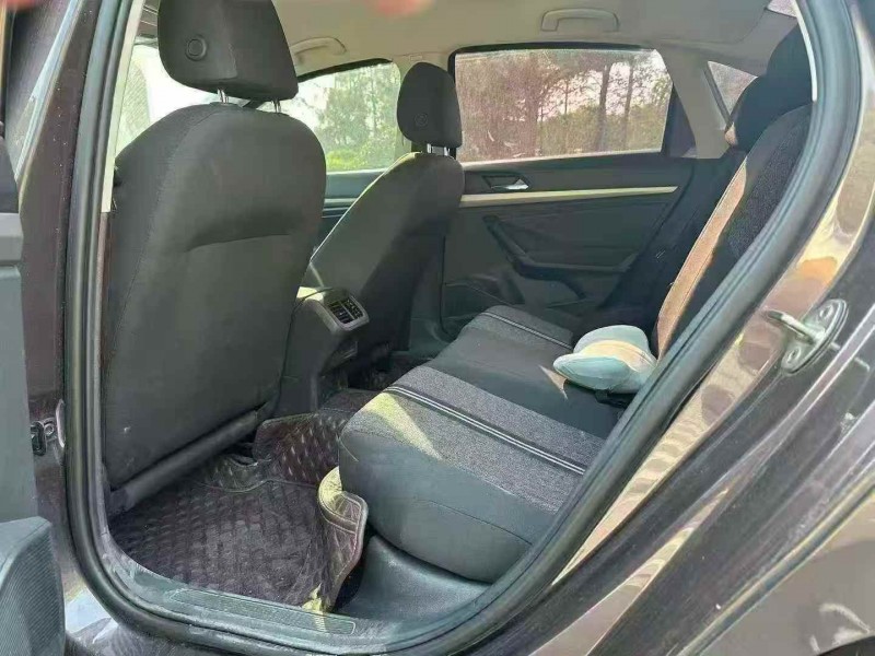 洛阳20年大众朗逸5