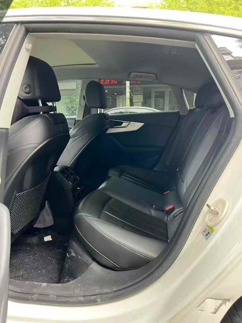 嘉兴17年奥迪A55