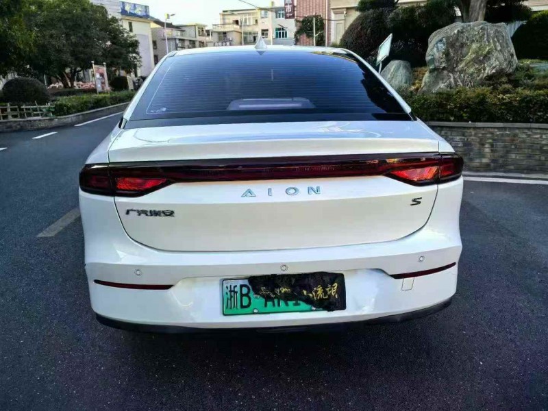 嘉兴24年传祺埃安S9