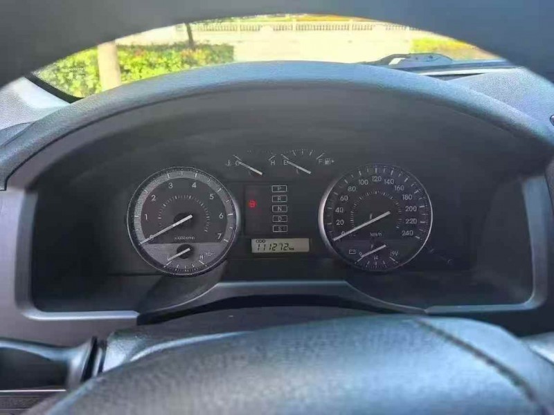 青岛17年丰田兰德酷路泽3