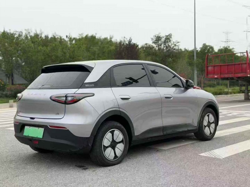 渭南25年吉利银河7