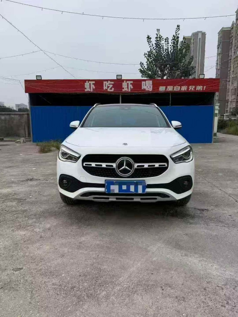 苏州22年奔驰GLA1