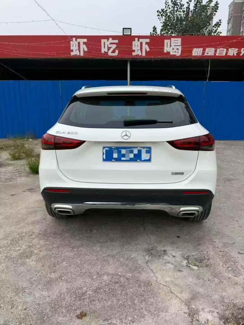 苏州22年奔驰GLA9