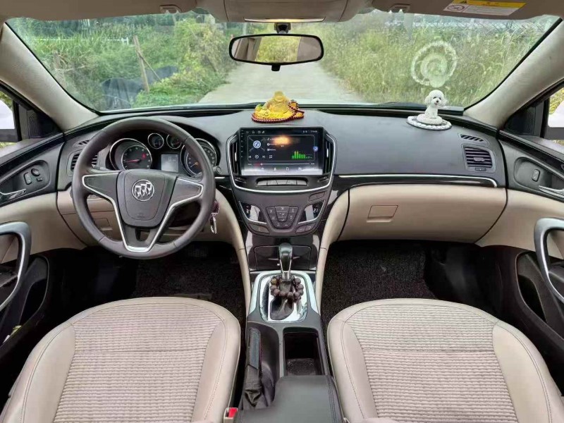 宁波15年别克君威4