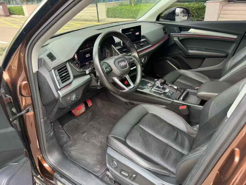 泰安19年奥迪Q56