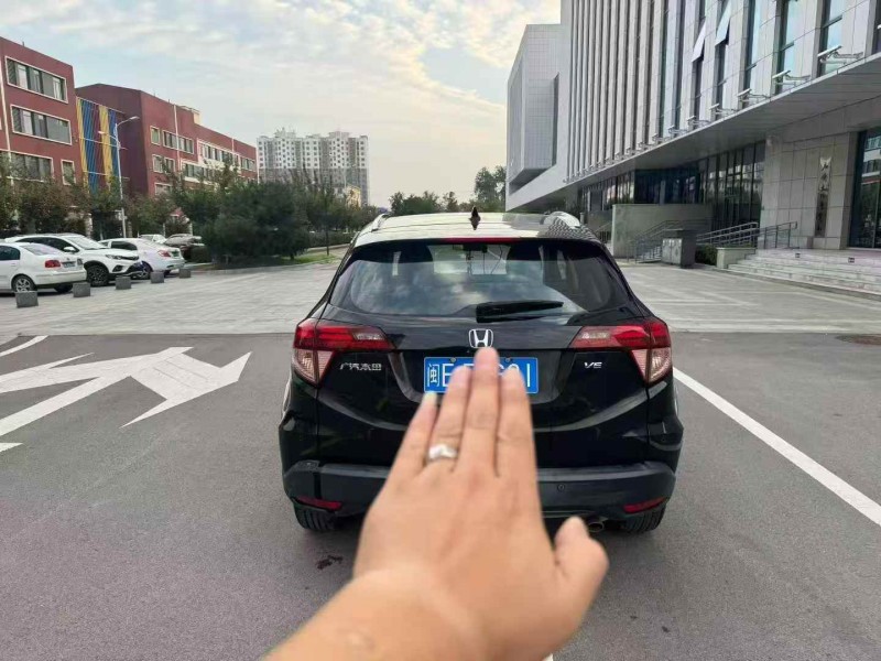 菏泽15年本田缤智7