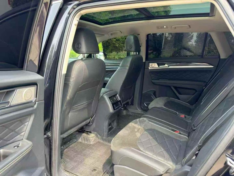 苏州20年大众途昂5