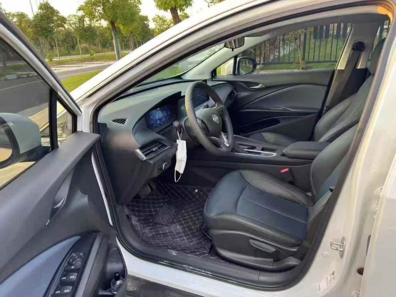 淮安24年别克微蓝5