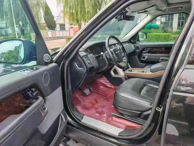 淄博18年路虎揽胜行政6