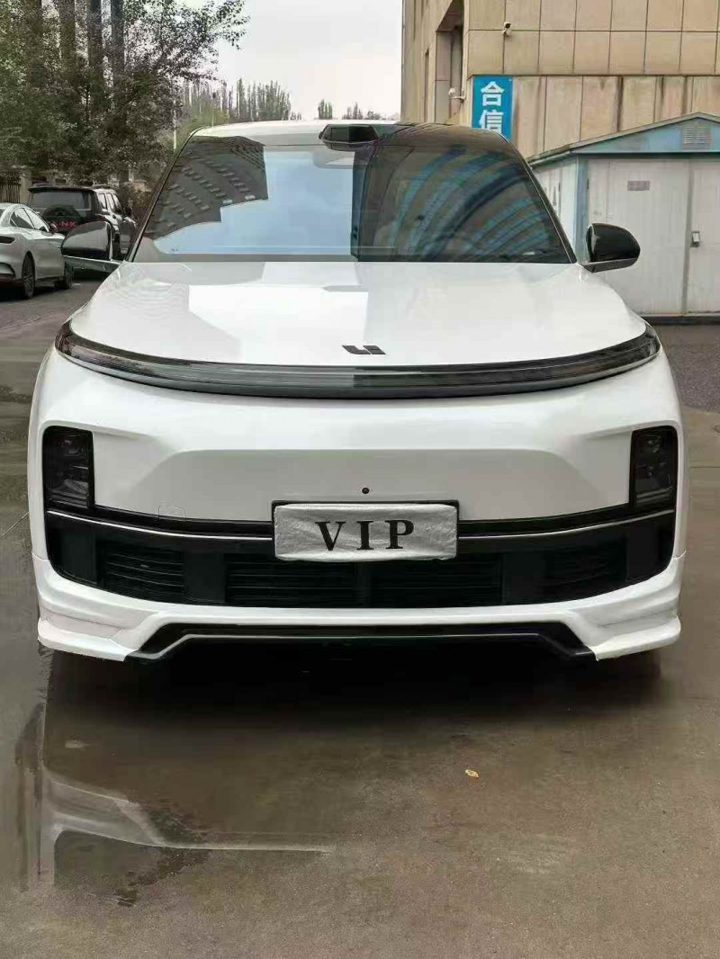 乌海23年理想L81