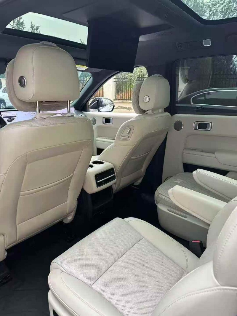 乌海23年理想L85