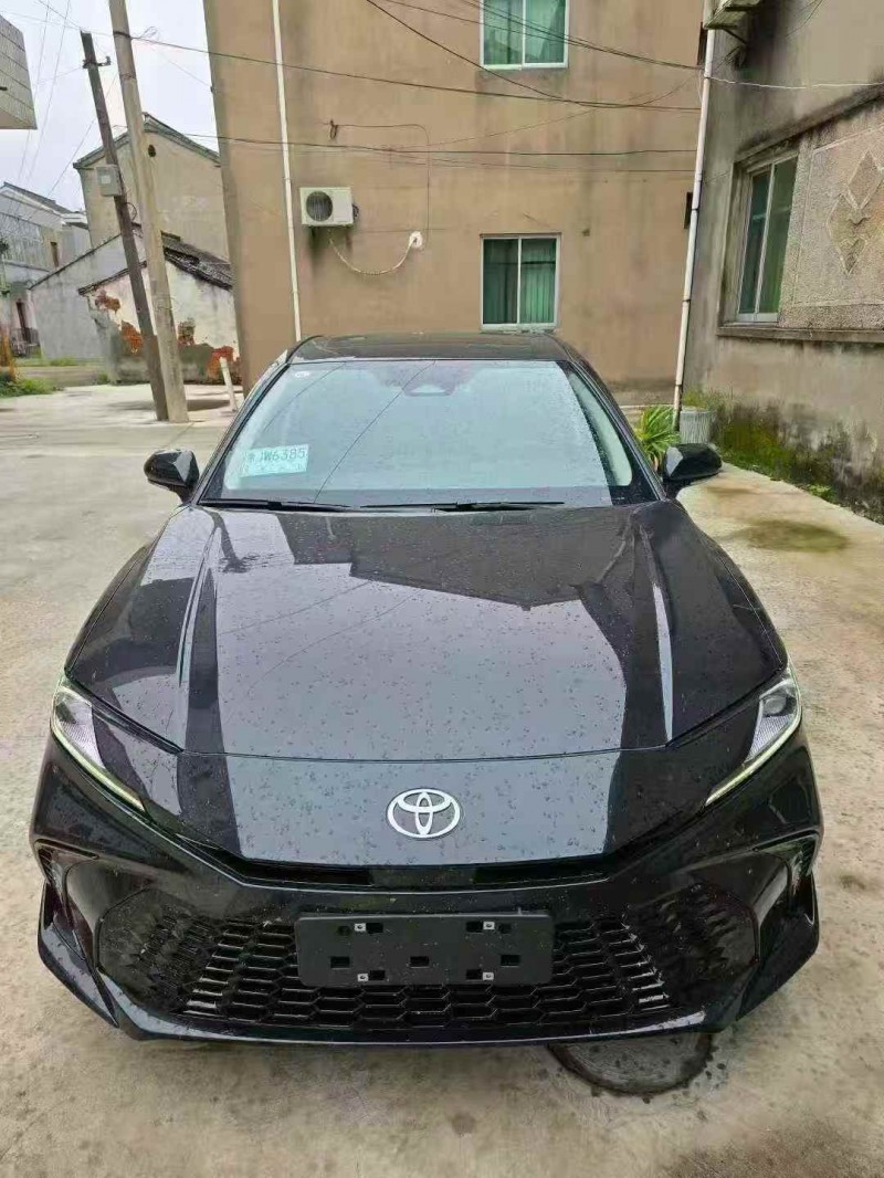 连云港25年丰田凯美瑞1