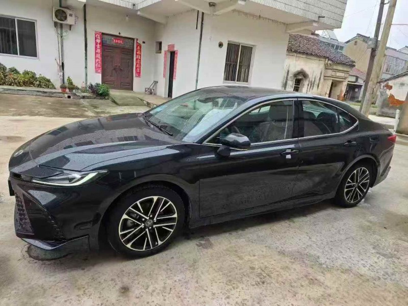 连云港25年丰田凯美瑞3