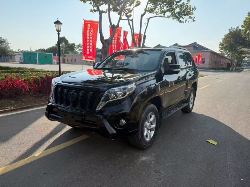 枣庄12年丰田普拉多3