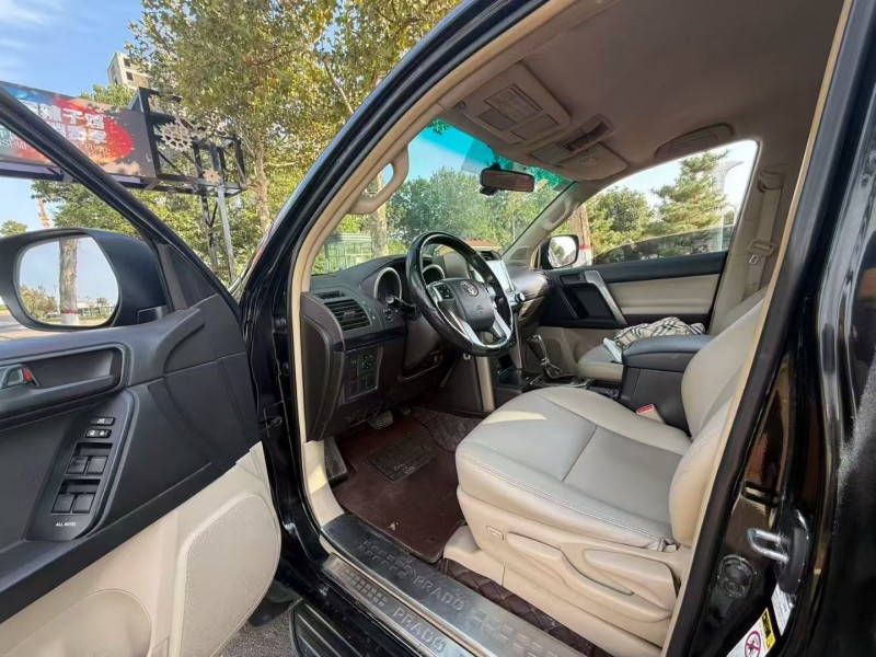 枣庄12年丰田普拉多6