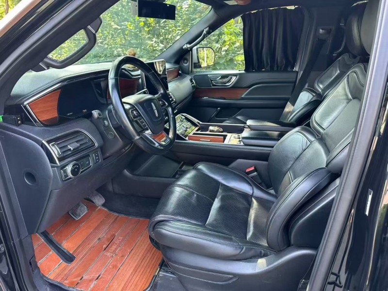 枣庄19年林肯领航员6