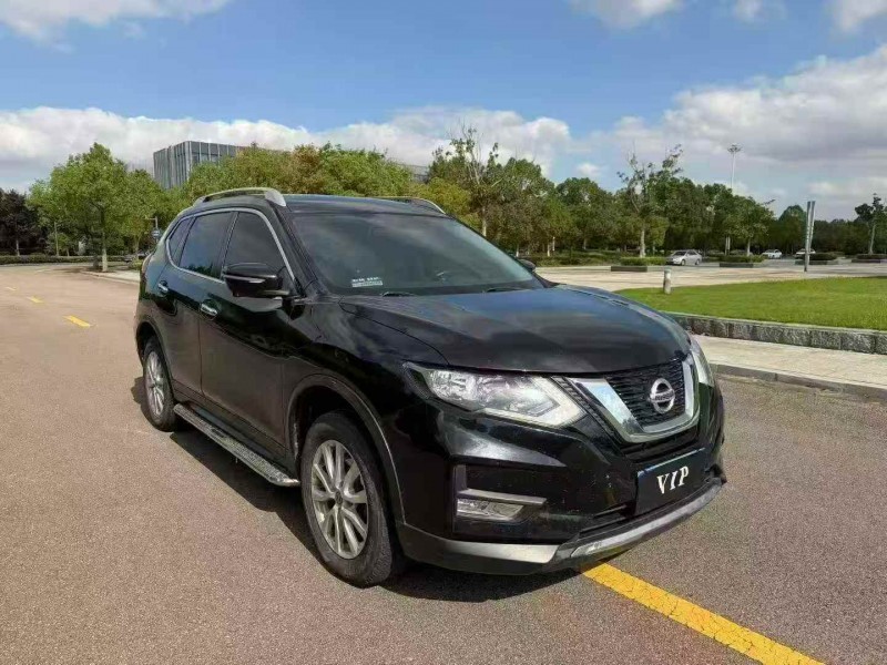 常州18年日产奇骏3