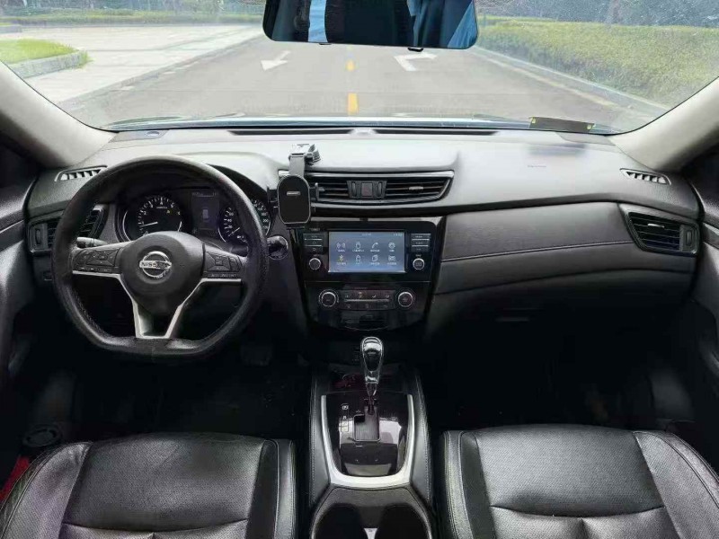 常州18年日产奇骏6