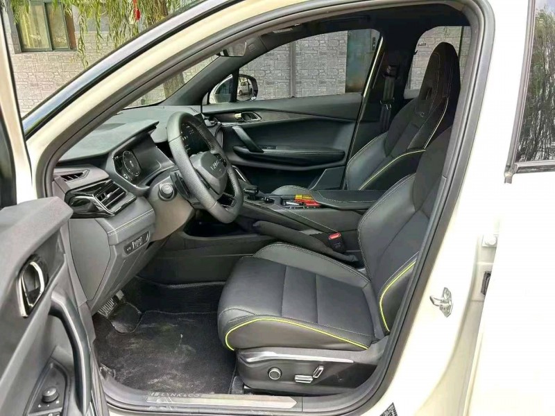 保定24年领克068