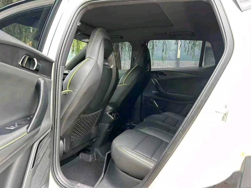 保定24年领克069