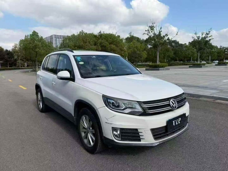 常州17年大众途观3