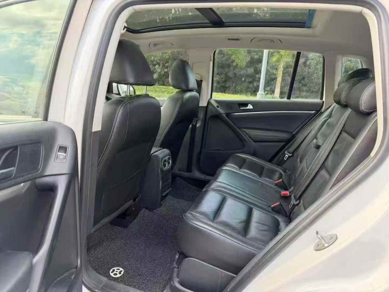 常州17年大众途观6