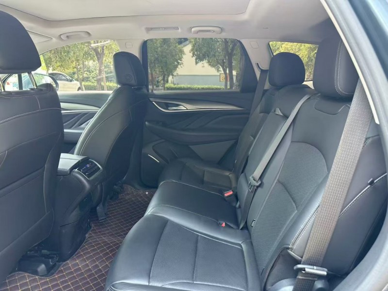 枣庄21年别克昂科旗4