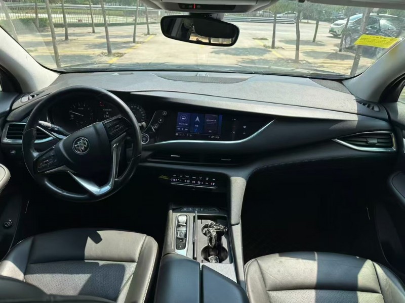 枣庄21年别克昂科旗5