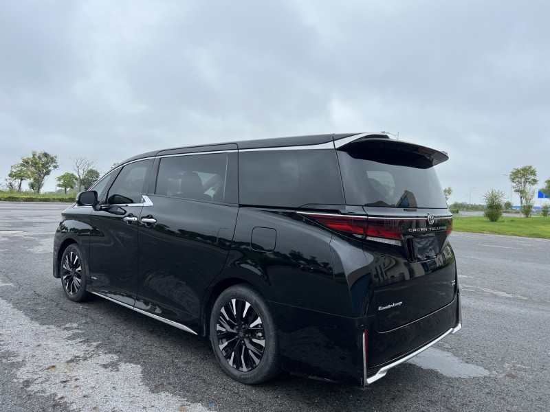 盐城24年丰田威尔法9