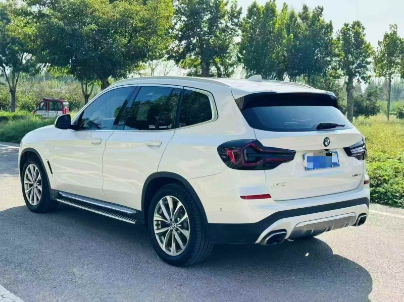 济宁19年宝马X37