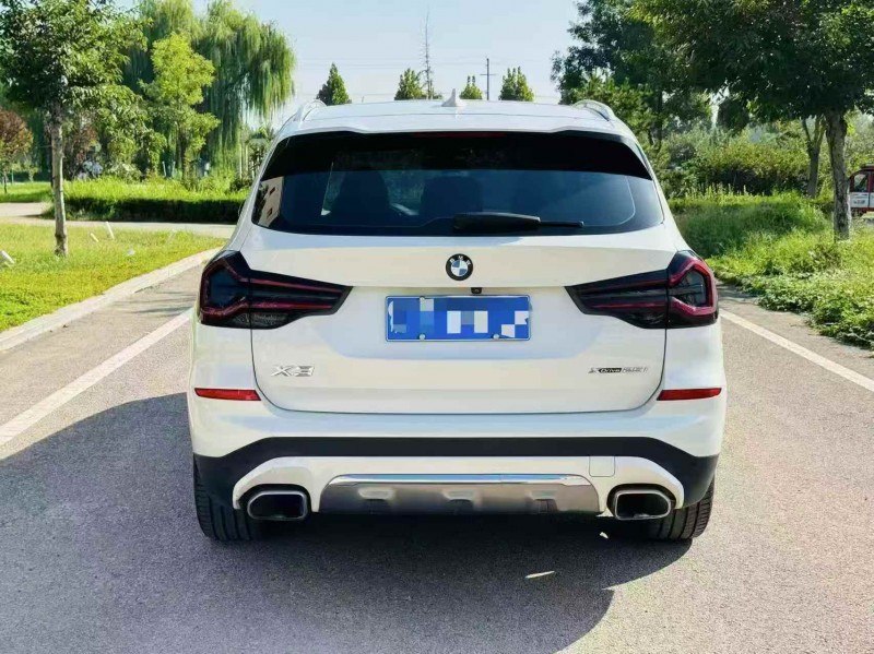 济宁19年宝马X39