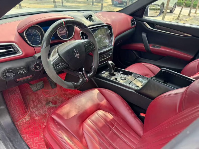 枣庄17年玛莎拉蒂Ghibli6