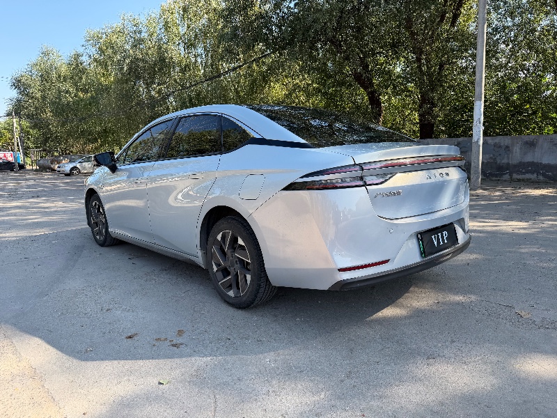 青岛23年传祺埃安S5804