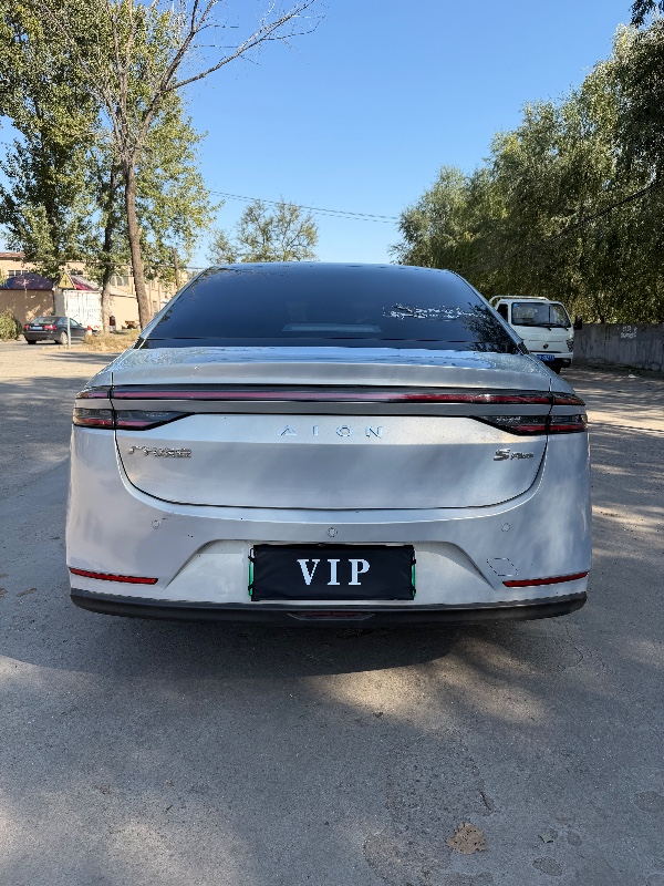 青岛23年传祺埃安S5805