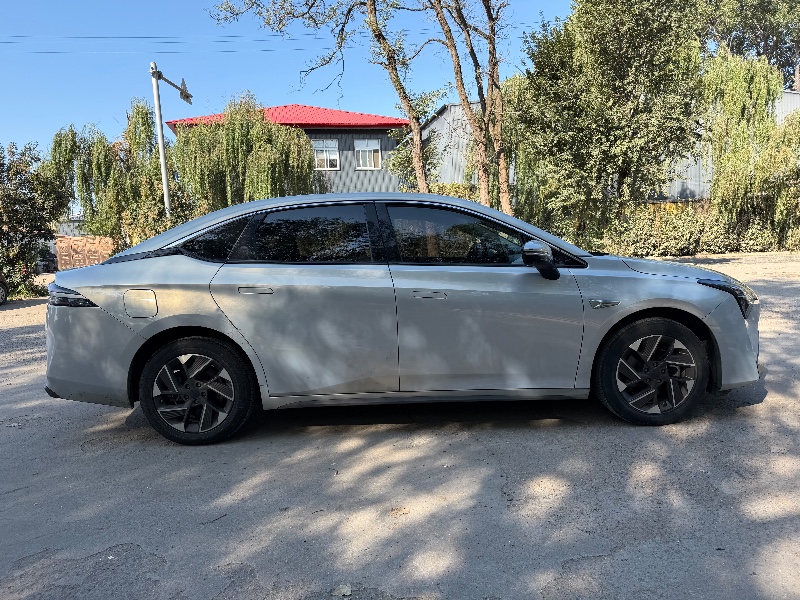 青岛23年传祺埃安S5806