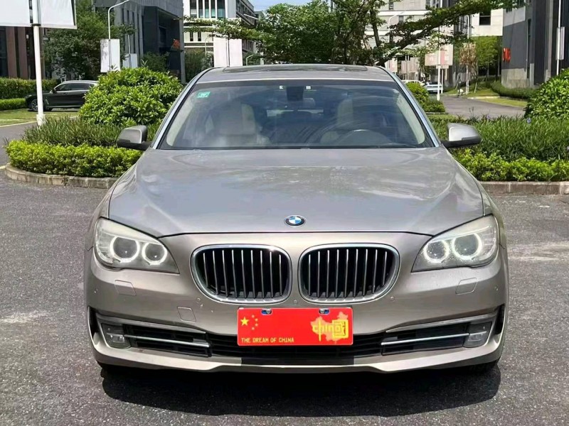广州14年宝马7系1