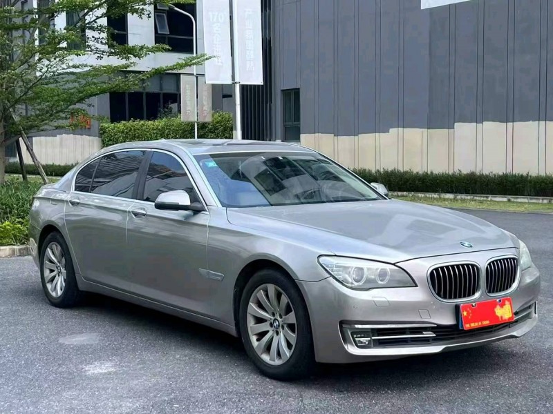 广州14年宝马7系3