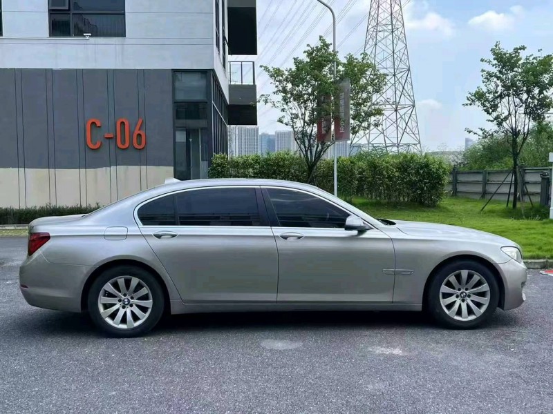 广州14年宝马7系6