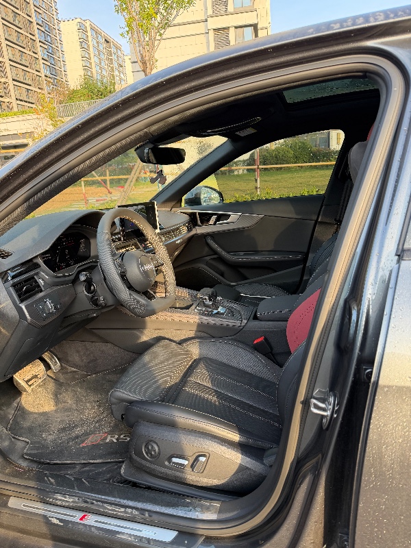 青岛24年奥迪A4L7