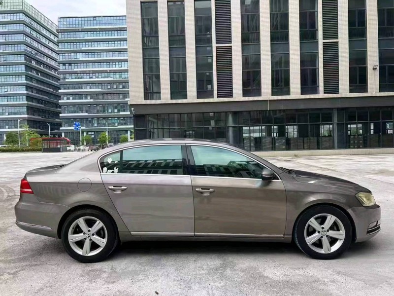 广州11年大众迈腾6