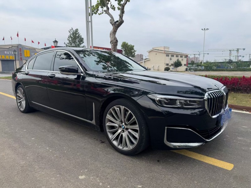 枣庄22年宝马7系3