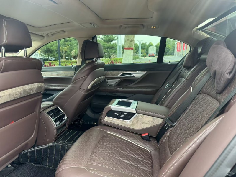 枣庄22年宝马7系5